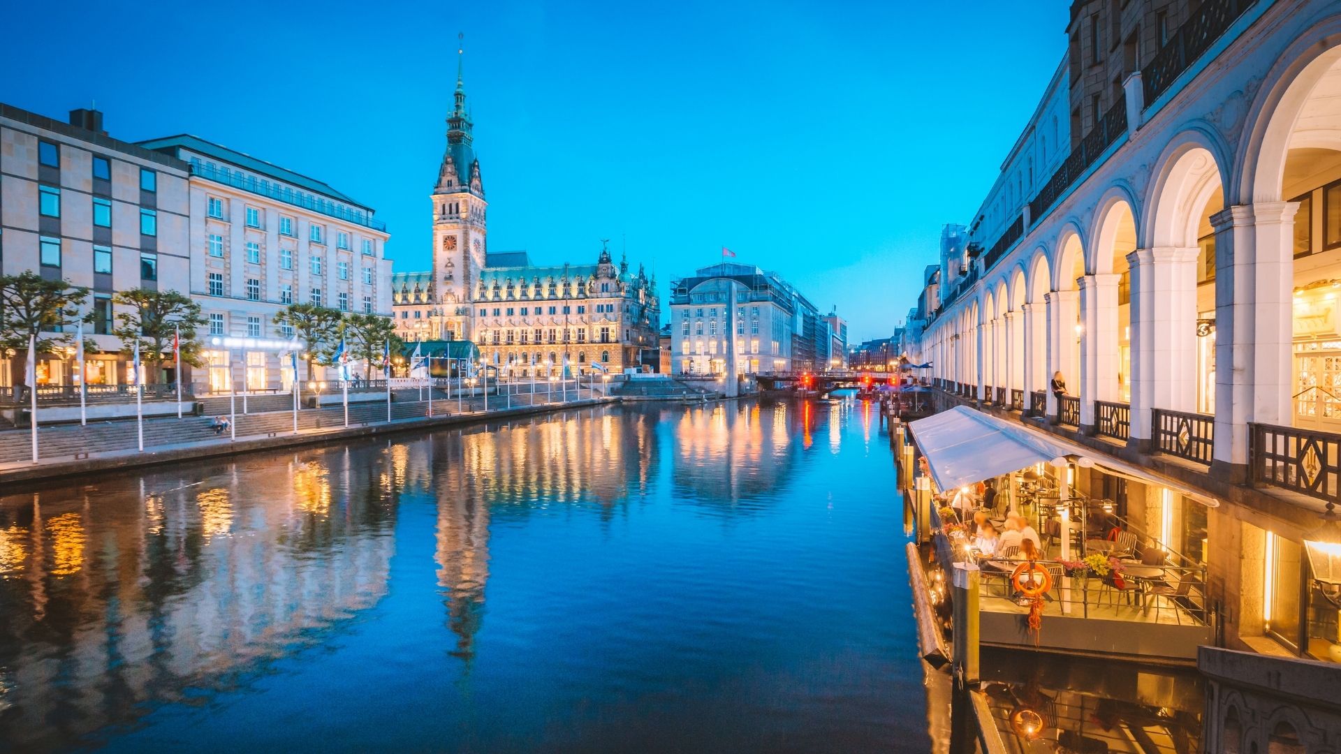 Alsterarkaden in der Hamburger Innenstadt