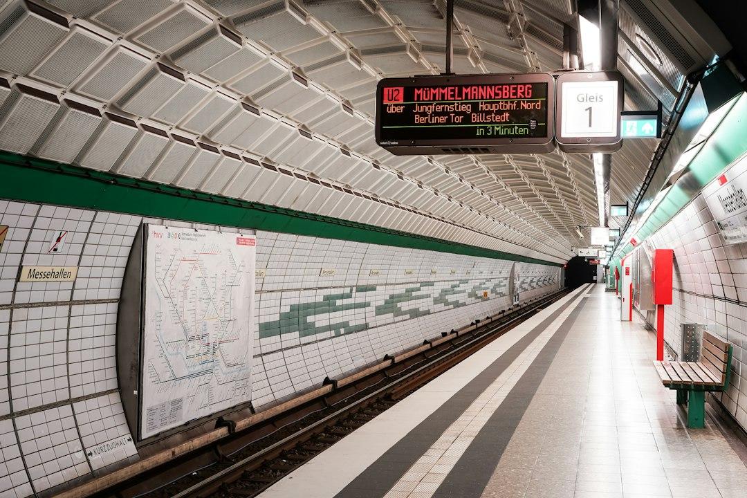 HVV Fähre in Hamburg: Linien, Tickets und Anleger im Überblick